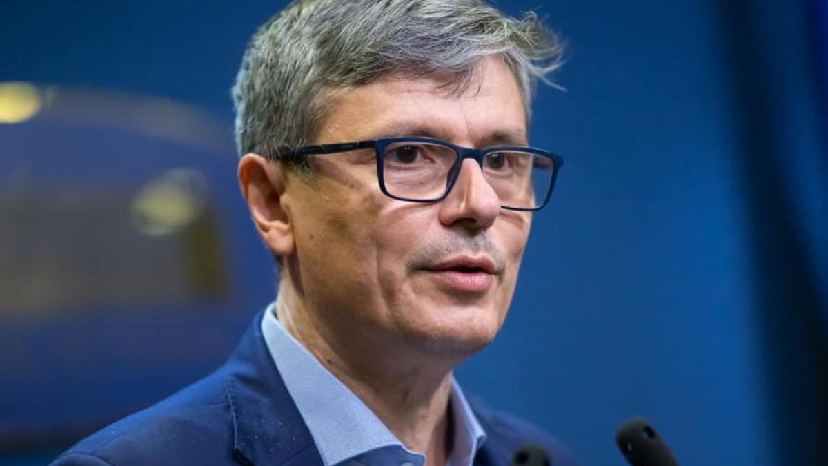 Virgil Popescu, interviu DC News. Explicații despre facturile uriașe. Cine nu respectă legea și de ce oamenii plătesc sume astronomice