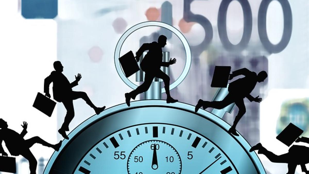 stopwatch-g923fb00bf_640_56589900