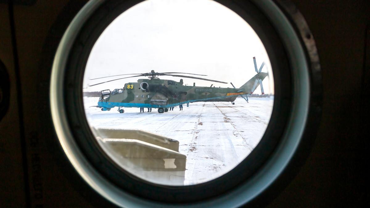 armata-rusia-elicopter1_26729400