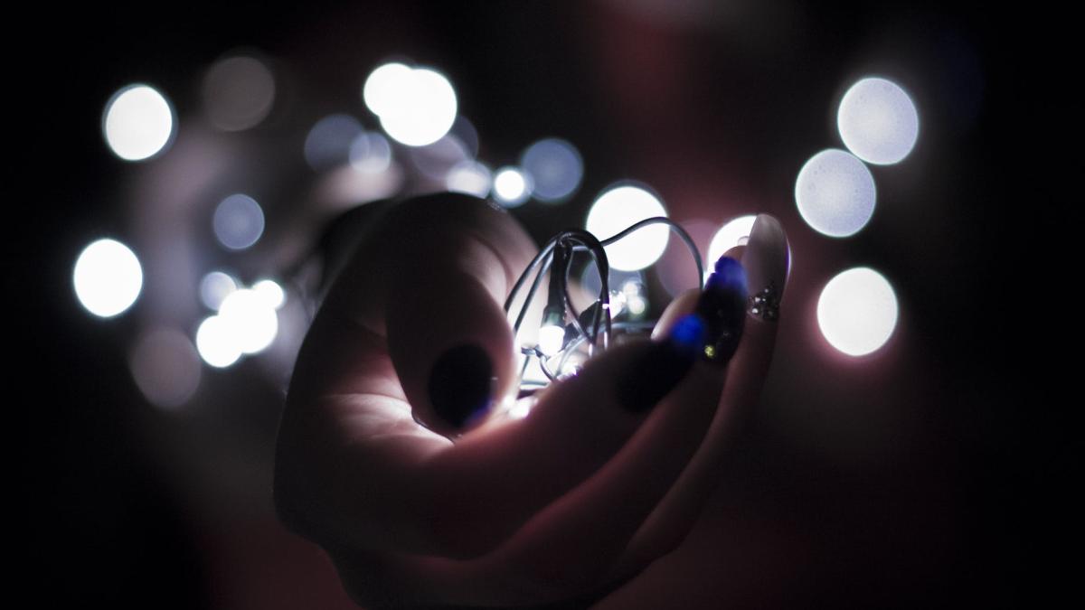 DEZBATERE. Criza energetică. Soluții la problemele momentului