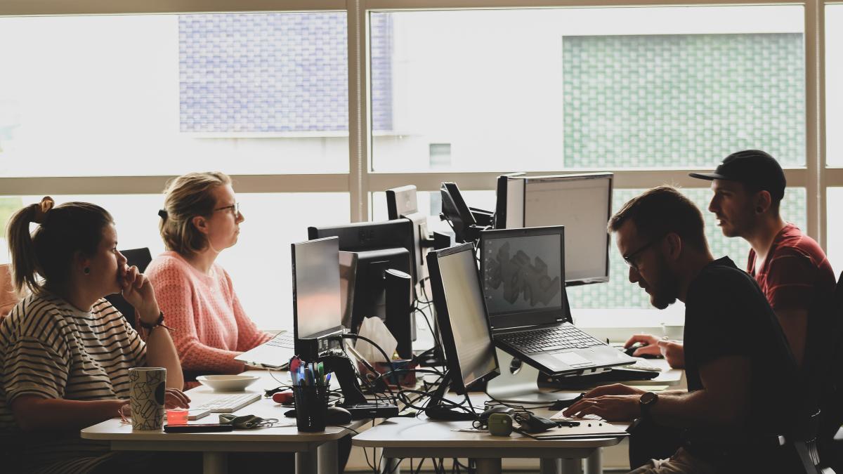 sigmund-aqta5e6mcnu-unsplash_21480900