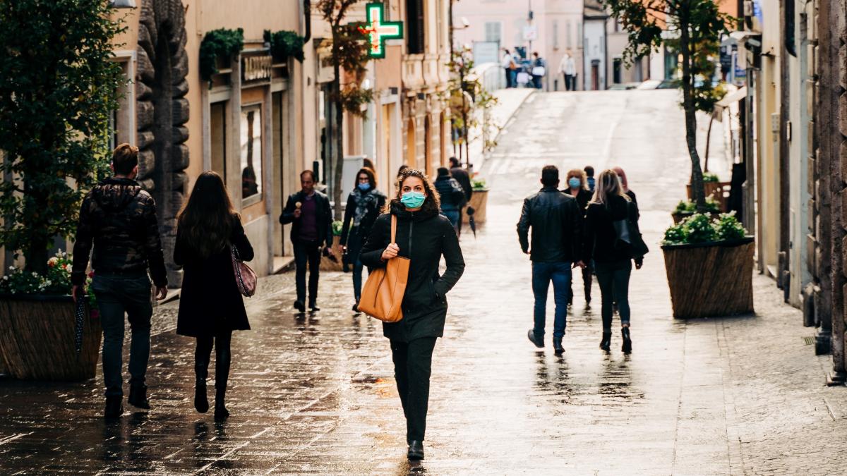 gabriella-clare-marino-4gkmoqeb6de-unsplash_01387300