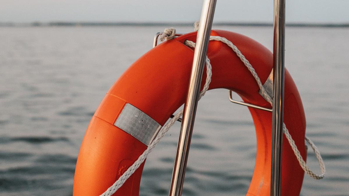 colac-de-salvare_08846000