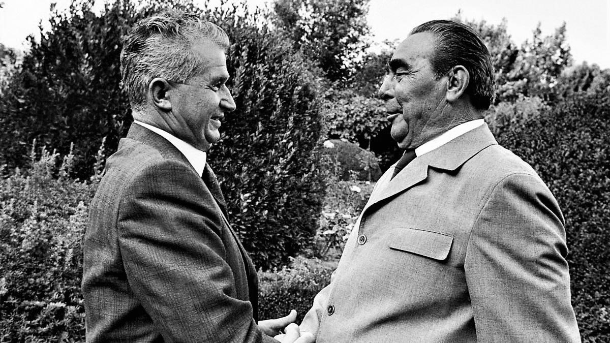 ceausescu-si-brejnev-2_55354100