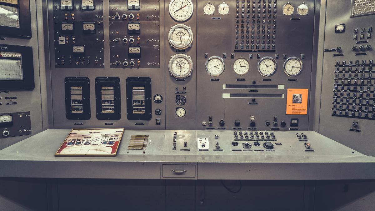 dan-meyers-chr1q2g1_f4-unsplash_30346100