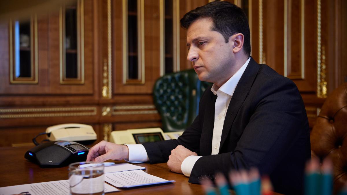 volodymyr-zelensky_39300300