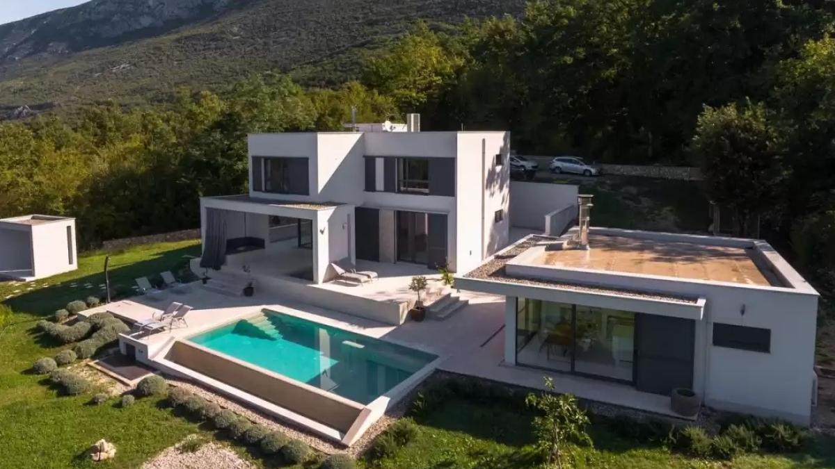 Cea mai ”scumpă vilă din lume”, vândută la un preț jenant de mic VIDEO