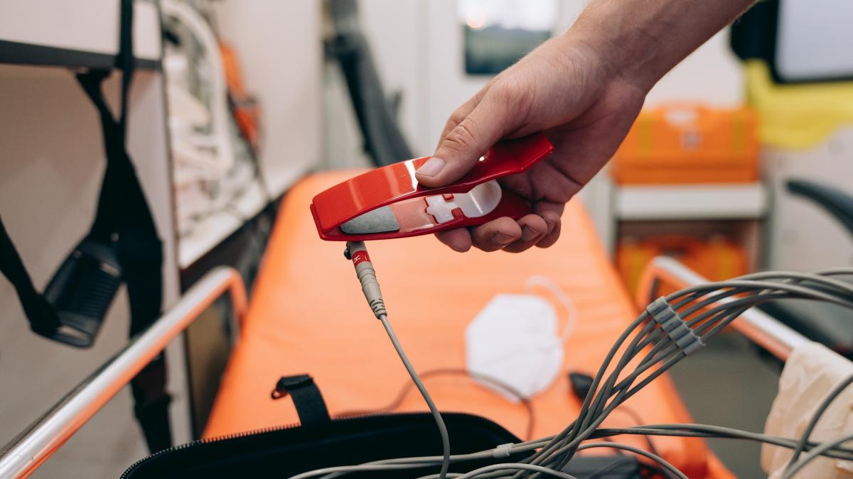 pexels-mikhail-nilov-8943353_34372300