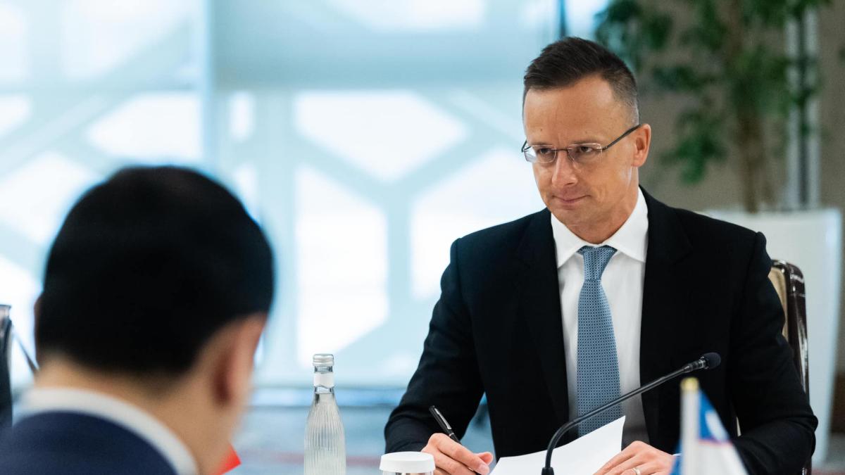 peter-szijjarto_14955100