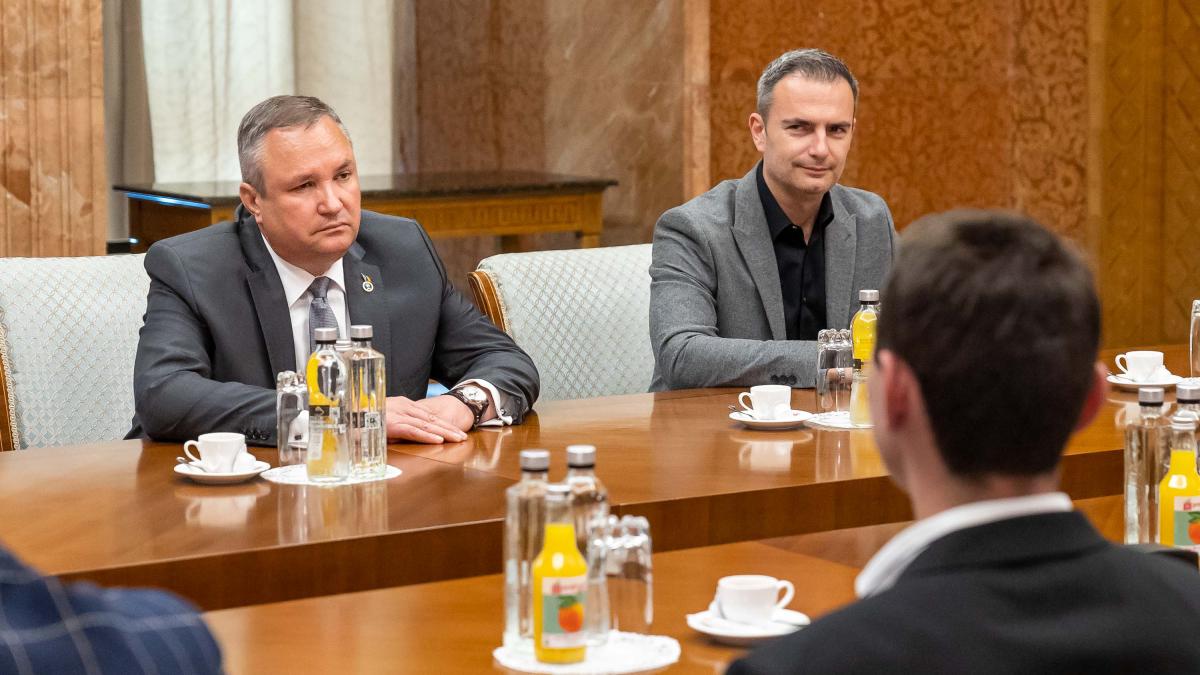 ciuca-intalnire-cu-olimpicii_29253200