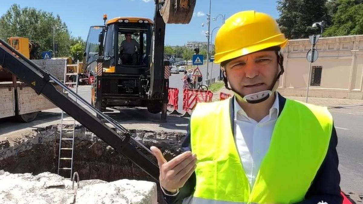 nicusor-dan-cu-casca_63481000