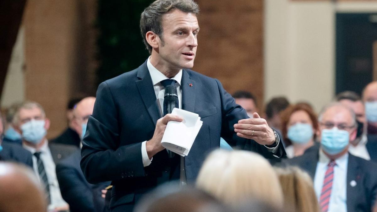 macron2_77217900
