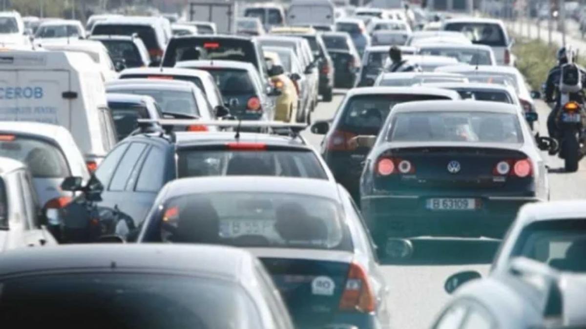 aglomeratie_trafic_1000x600_52681000_70878800