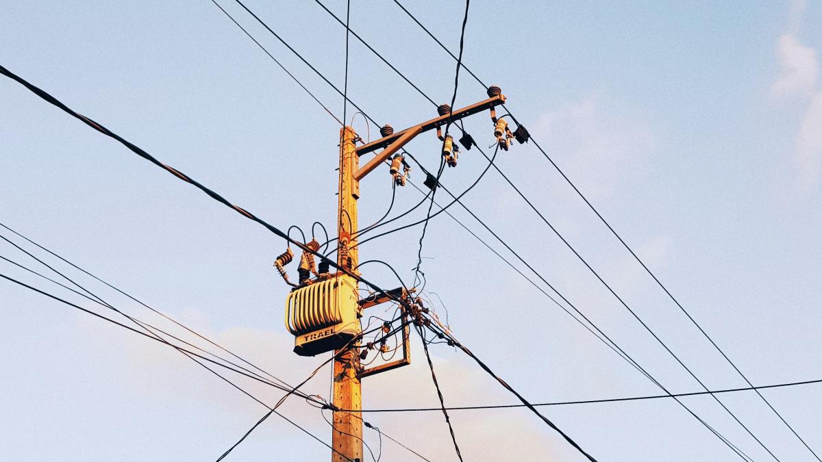 pexels-andre-moura-2402438_56103100