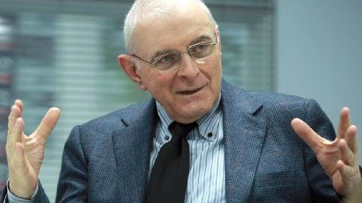 Adrian Vasilescu: Guvernatorul a privit online în ochii băncilor și le-a spus că au sărit calul