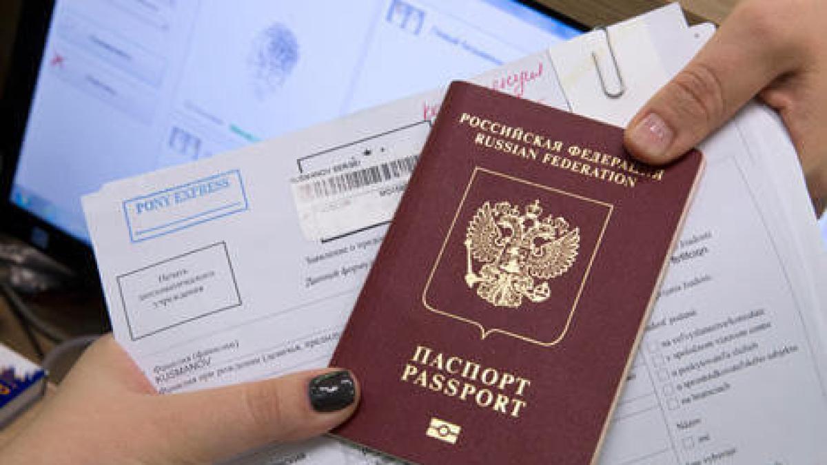passport-russia-schengen_92324600