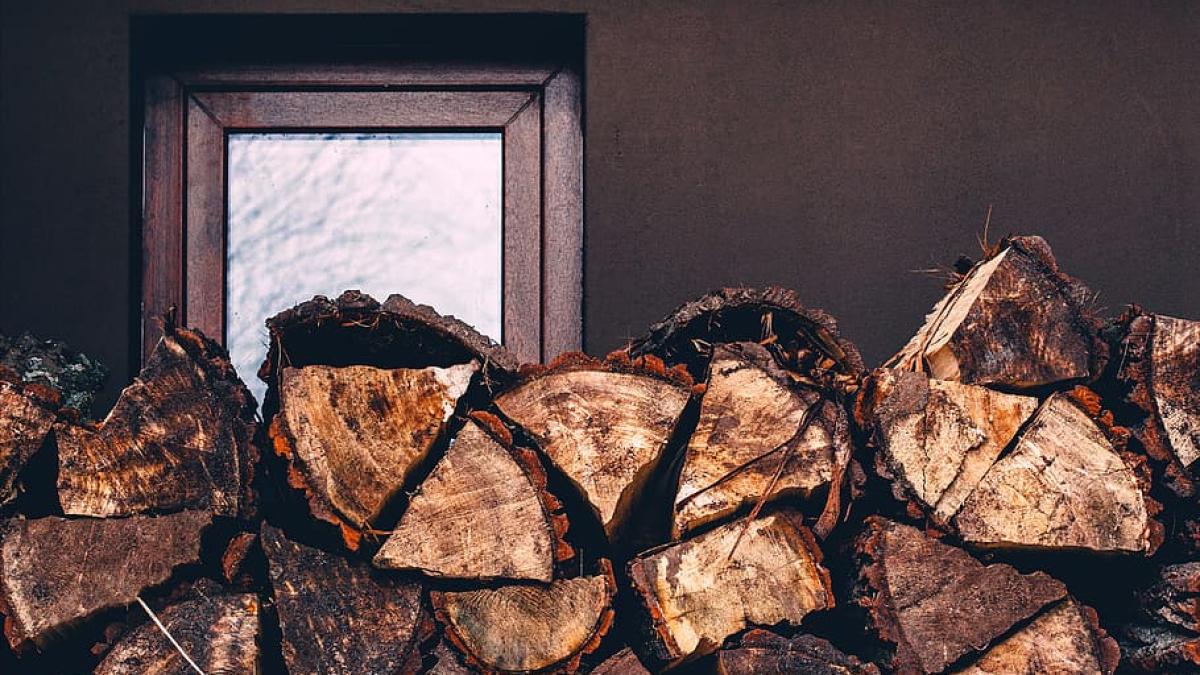 lemn-de-foc_10452100