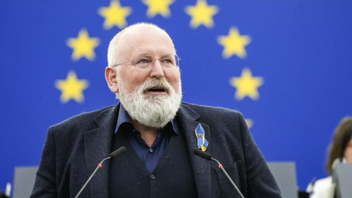 frans-timmermans_44318800