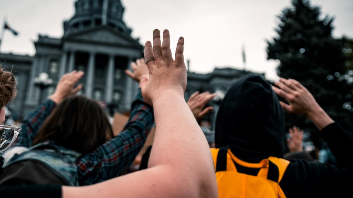 colin-lloyd-bdgxkm6kdra-unsplash_13288900