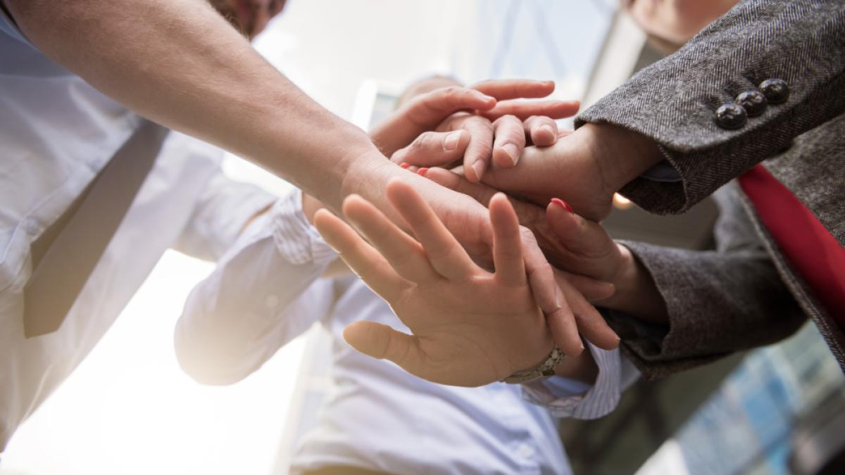 contracte-de-munca_84383900