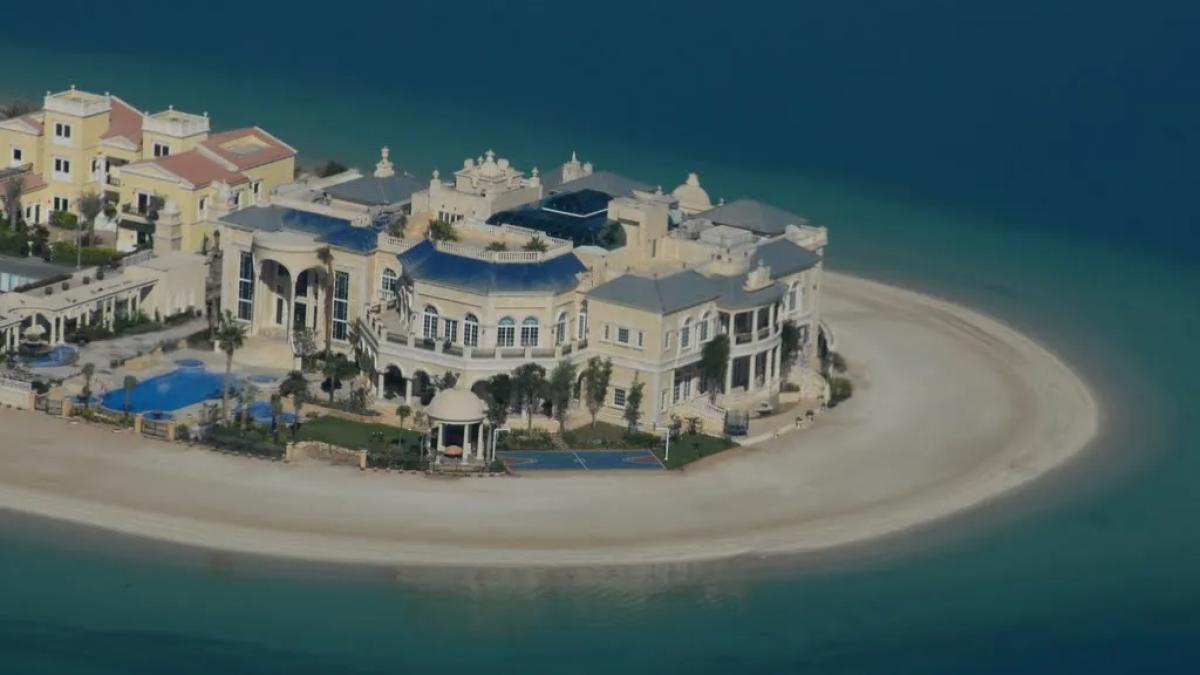 ambani_dubai_70438000