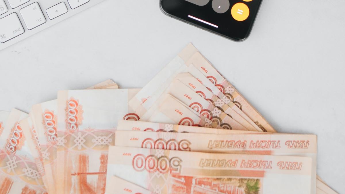 pexels-polina-tankilevitch-6927368_74449300