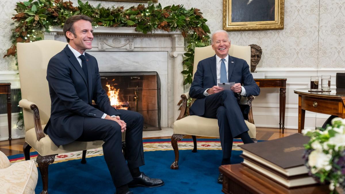 macron-biden_82689200