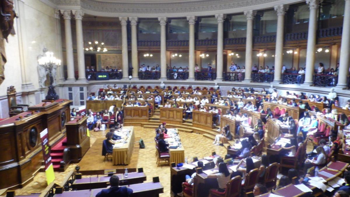 parlament-portugalia_2_95077100