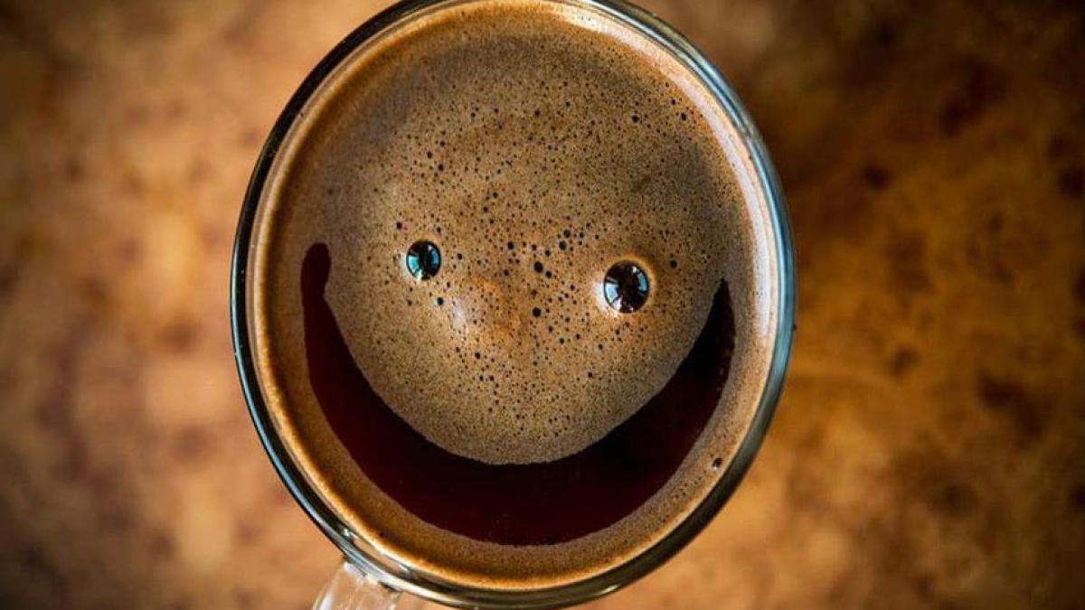 desktop-wallpaper-hello-good-morning-smile-coffee-hello-nice_92013700