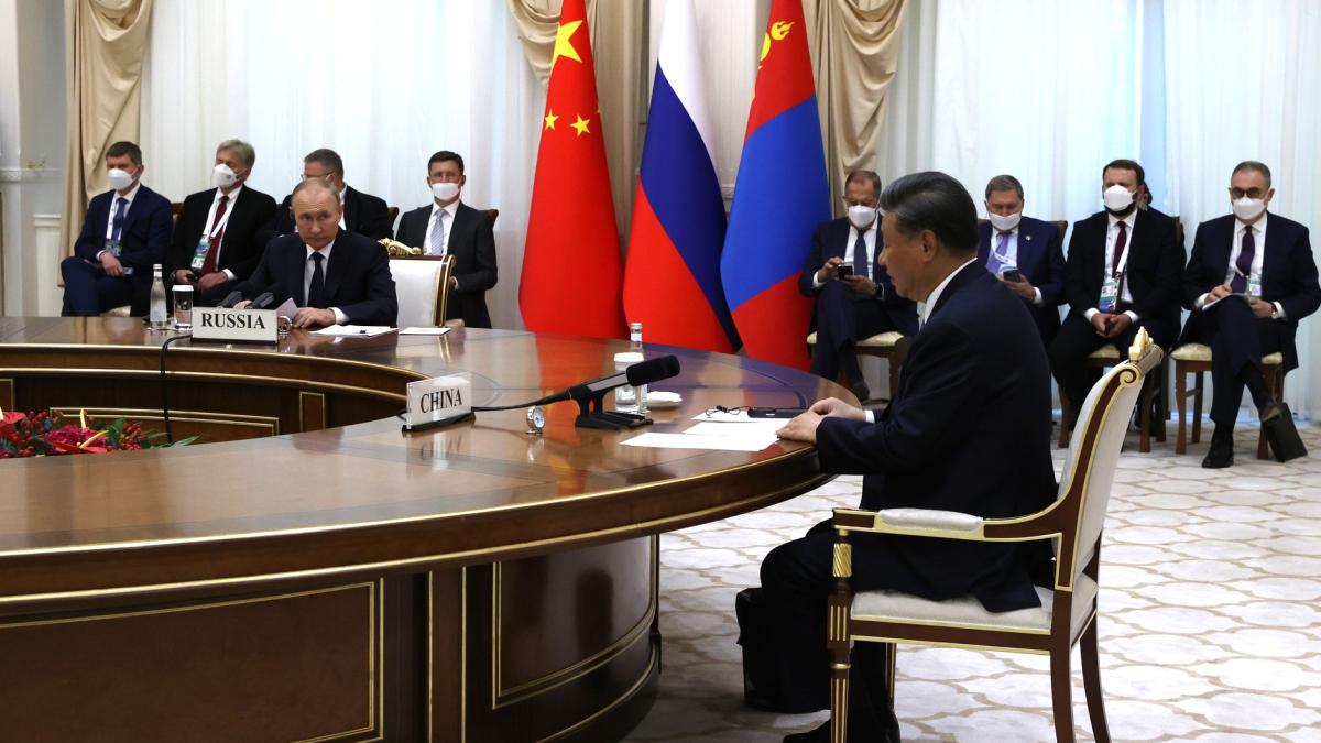 putin-xi-1_52312900