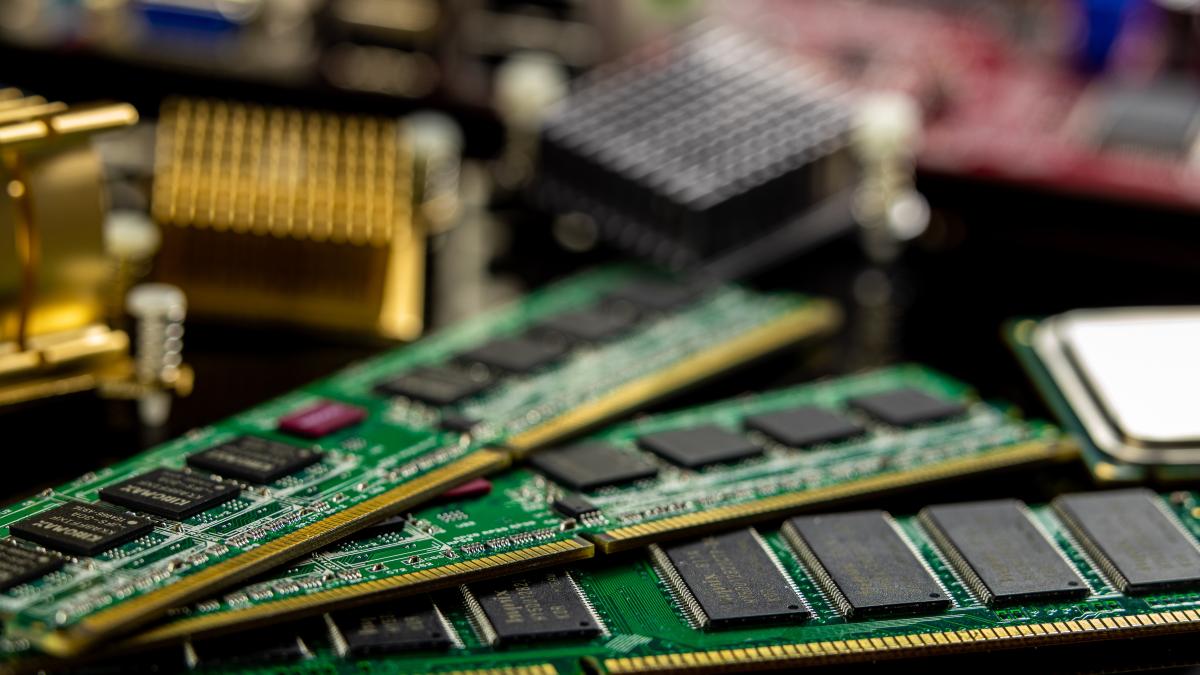 pexels-sergei-starostin-6636474_79844100