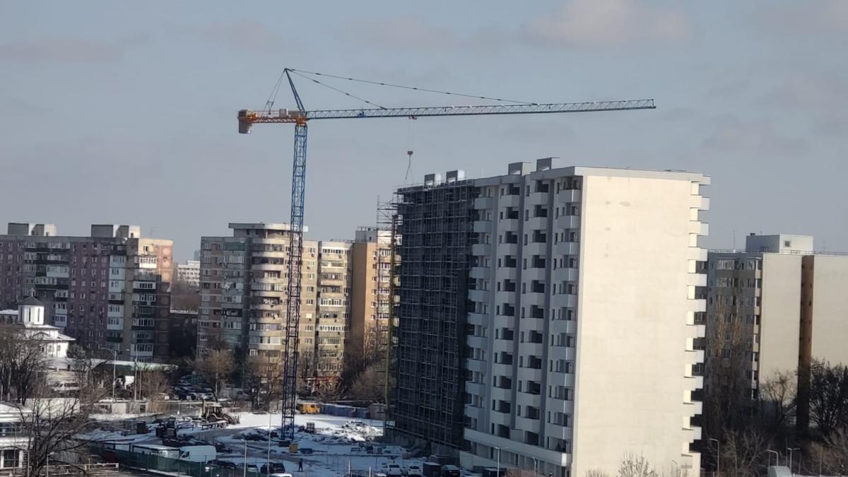 bloc-imobiliare-bucuresti-iarna_95547200
