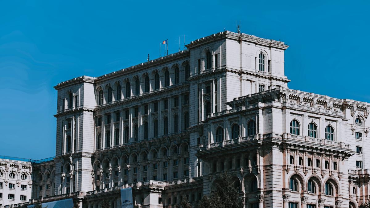 casa-poporului-parlament_23356700
