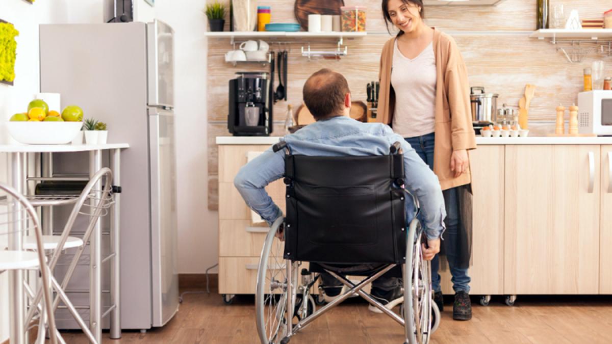 asistent-personal-handicap_93970100