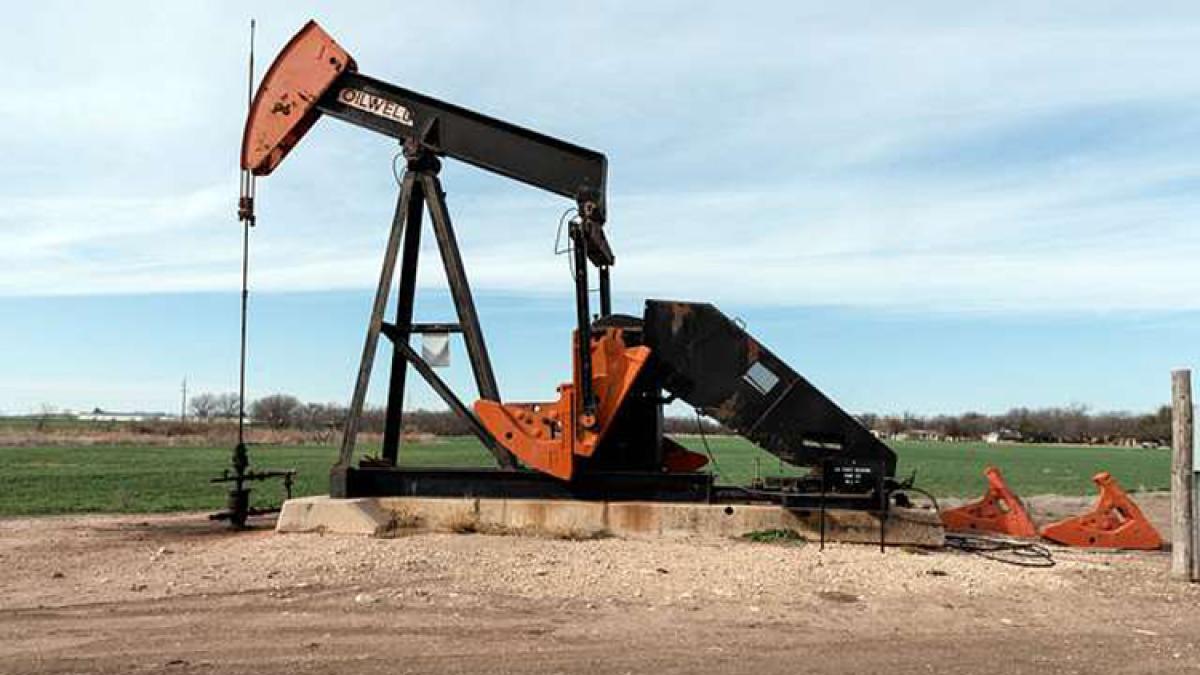 pompa-petroliera_67093200