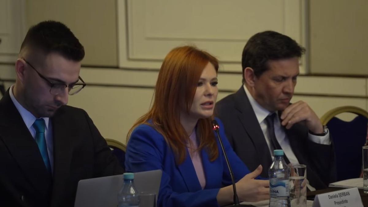 Daniela Şerban (ARIR): Piaţa de capital contribuie la creşterea economică a ţării. Cifrele zilei: Economiile românilor vs valoarea companiilor listate la bursă