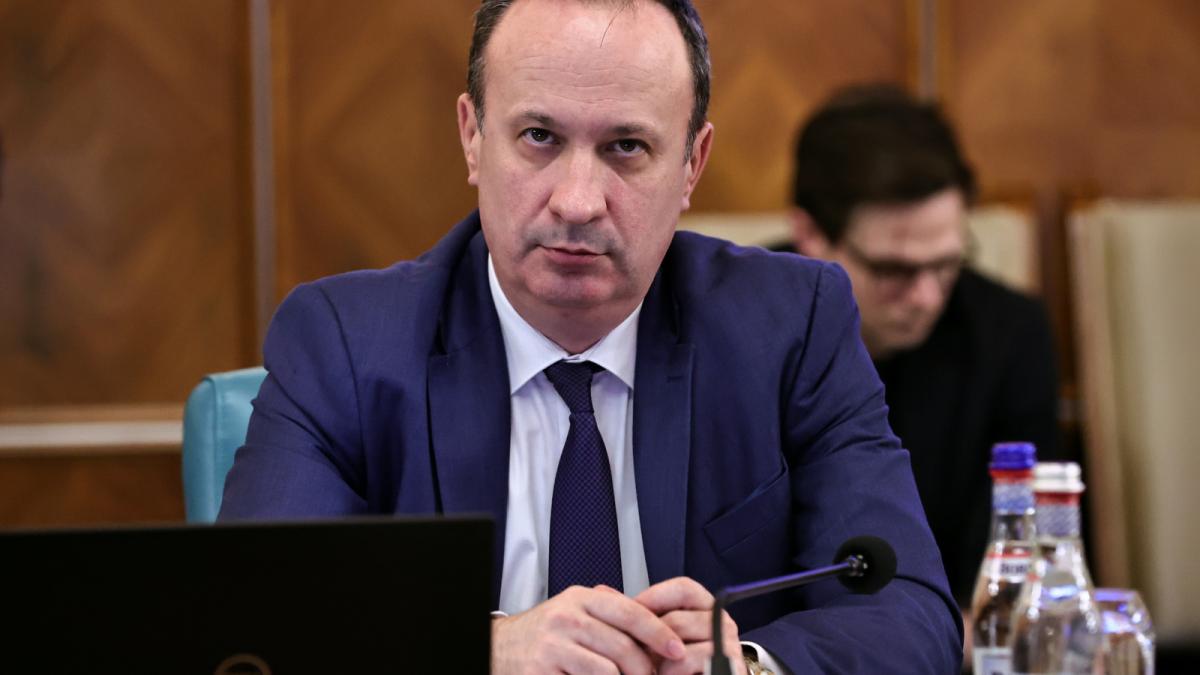 adrian-caciu_37739300