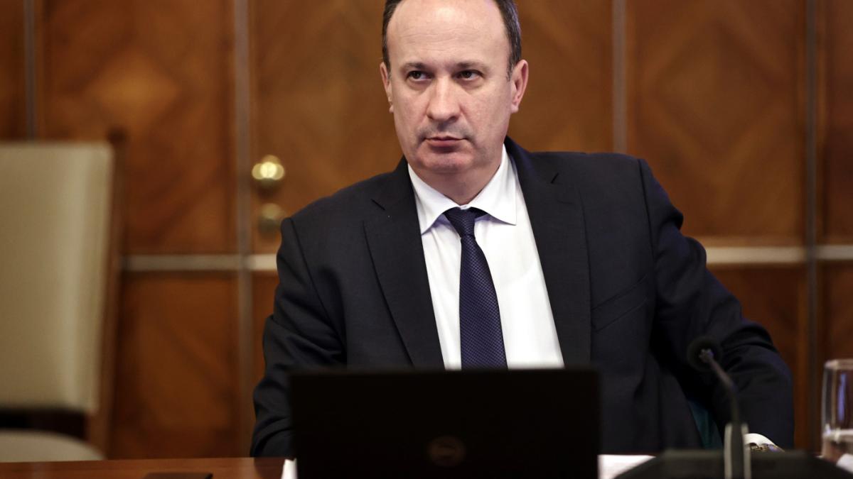 adrian-caciu_24556700