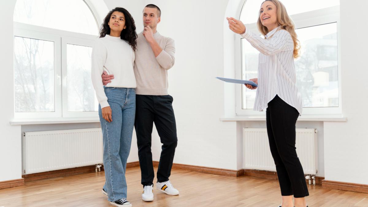 agent-imobiliar_31579900