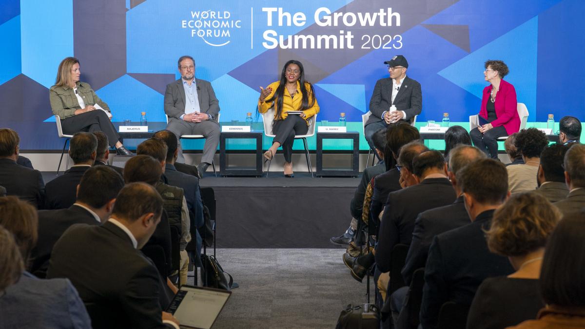 52867540275_9b7ab2062a_k_35909300