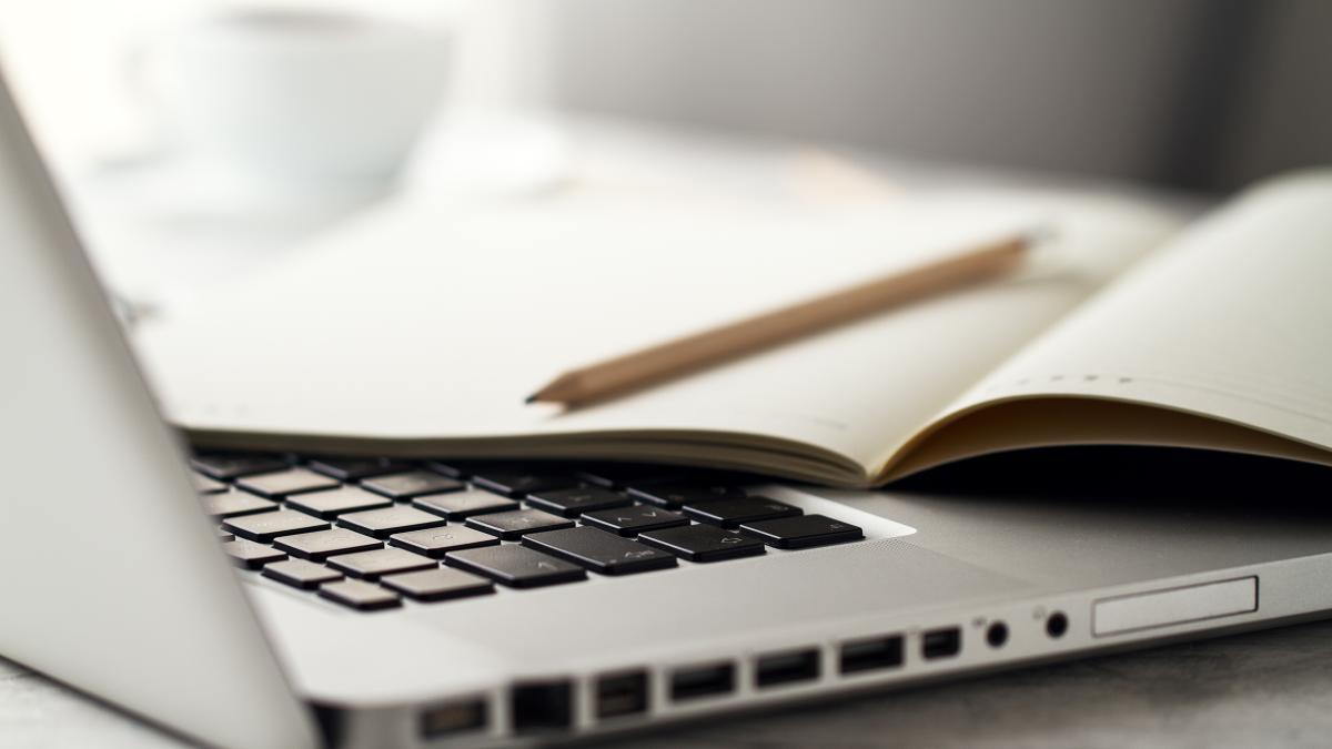 successful-computer-gadget-digital-close_86043700