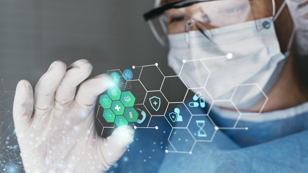 medical-banner-with-doctor-wearing-goggles_41278100