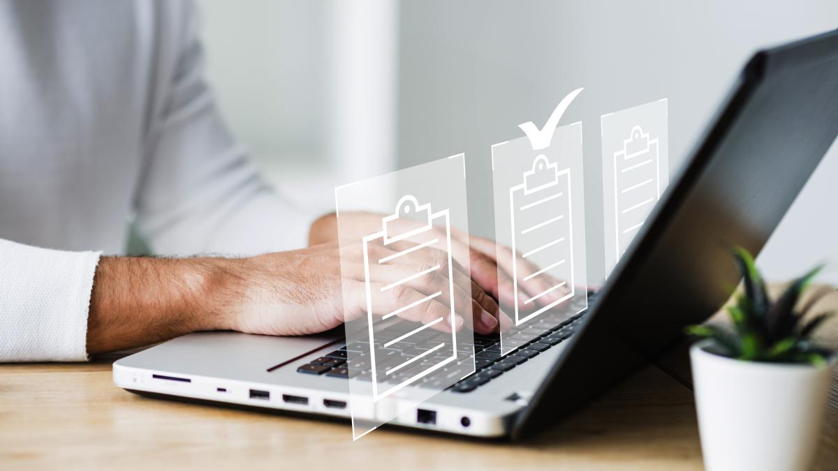 standard-quality-control-concept-m_91379900