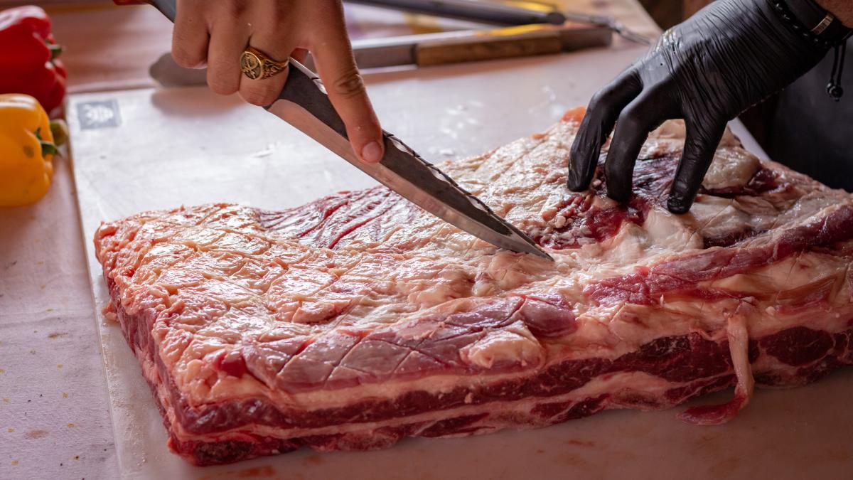 carnea-produsa-in-laborator-interzisa-in-romania_23479700