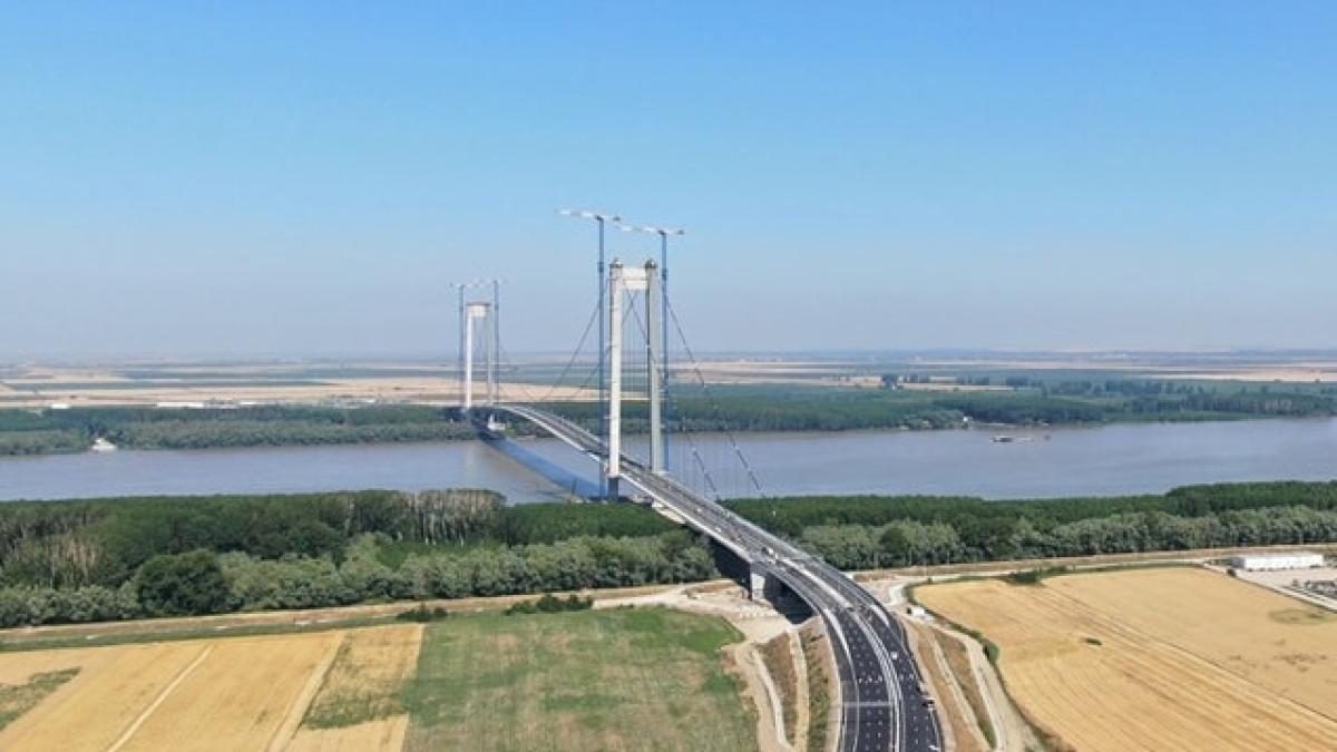 pod-dunare-braila_77793200