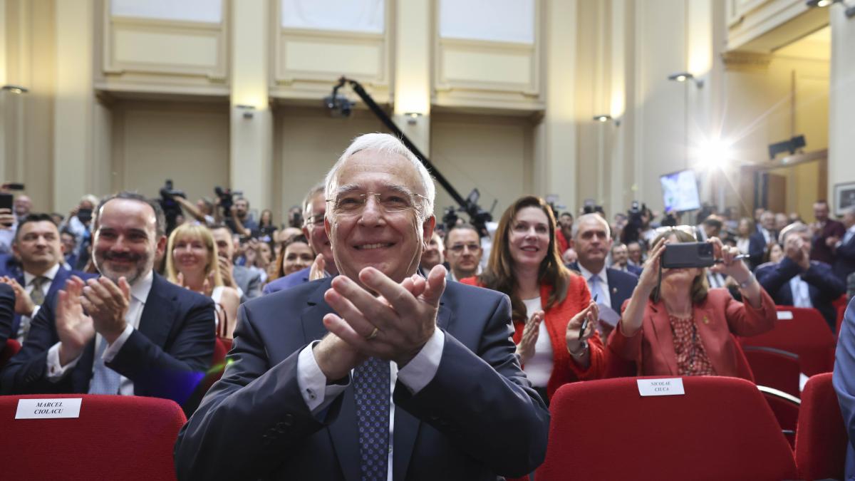 mugur-isarescu_62520400