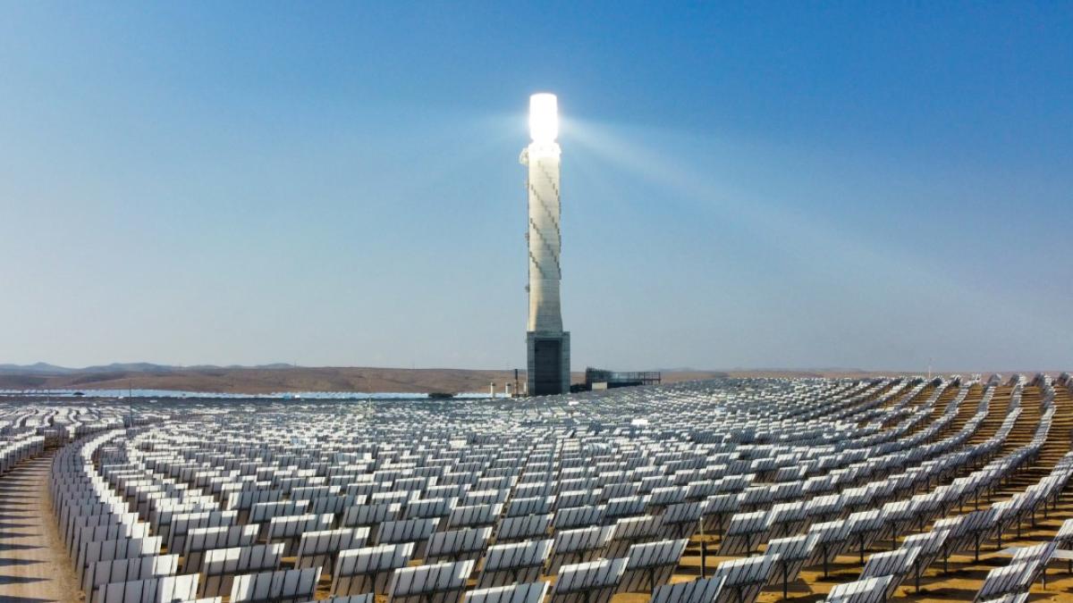 ferma-fotovoltaice_76990200