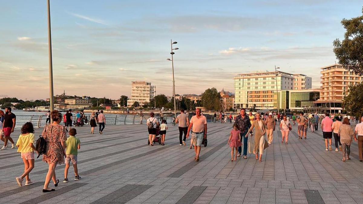 VIDEO: Inaugurarea Falezei „Ivan Patzaichin” din Tulcea și festivalul Delta Waves Fest