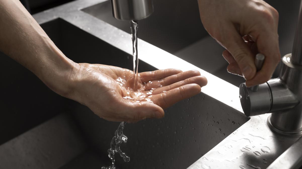 close-up-hygienic-hand-washing_93087500