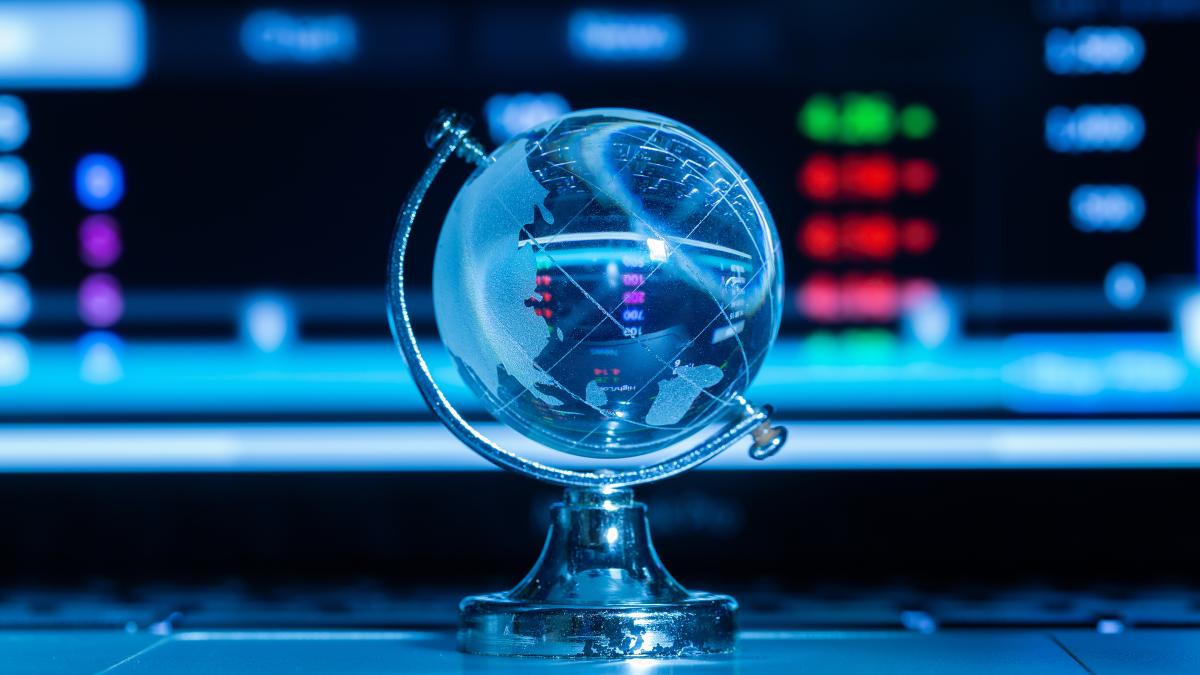 crystal-globe-with-stock-information_55441200